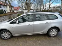 Gebraucht Opel Astra Active 110 PS (80 kW) 2013 Silber Limousine