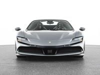 Second-hand Ferrari SF90 780 CP (573 kW) 2024 Gri Cabrio