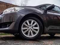 Gebraucht Toyota Auris Executive 124 PS (91 kW) 2007 Magnetic grey Kleinwagen