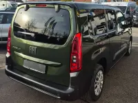 Neu Fiat Doblò 131 PS (96 kW) 2025 Khaki Van / Kleinbus