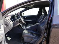 Gebraucht Volvo V60 Summum 190 PS (139 kW) 2018 Schwarz Kombi