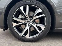 Gebraucht Volvo V60 Plus 197 PS (144 kW) 2024 Platinum grau Kombi