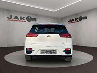 Gebraucht Kia Niro Vision 150 kW (204 PS) 2021 Clear white SUV