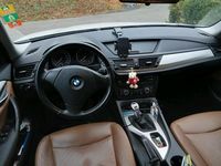 Gebraucht BMW X1 143 PS (105 kW) 2011 Weiß SUV