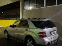 Gebraucht Mercedes ML280 190 PS (139 kW) 2006 Silber SUV