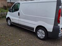 Gebraucht Renault Traffic 114 PS (83 kW) 2007 Weiß Van / Kleinbus