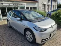 Gebraucht VW ID.3 Pure 110 kW (150 PS) 2022 Scale silver metallic (metallic) Kleinwagen