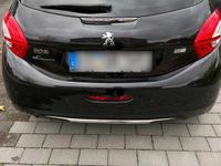 Gebraucht Peugeot 208 120 PS (88 kW) 2014 Schwarz Kleinwagen