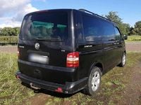 Second-hand VW T5 102 CP (75 kW) 2008 Negru Van