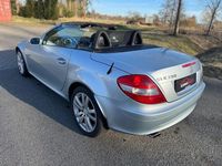 Gebraucht Mercedes SLK350 272 PS (200 kW) 2005 Silber Cabrio