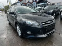 Gebraucht Ford Focus Sport 140 PS (102 kW) 2013 Schwarz Limousine