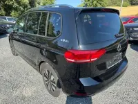 Gebraucht VW Touran Comfortline 150 PS (110 kW) 2025 Schwarz Van / Kleinbus