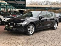 Gebraucht Volvo V60 Core 197 PS (144 kW) 2022 Onyx black (metallic) Kombi