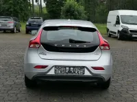 Gebraucht Volvo V40 Kinetic 120 PS (88 kW) 2017 Silber Limousine
