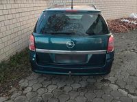 Gebraucht Opel Astra 90 PS (66 kW) 2007 Grün Kombi