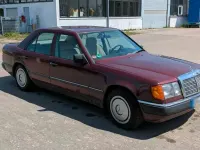 Usata Mercedes E230 1987 Rosso Berlina
