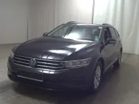 Gebraucht VW Passat 150 PS (110 kW) 2021 Schwarz Kombi