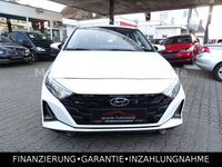 Gebraucht Hyundai i20 Intro Edition 101 PS (74 kW) 2021 Weiß Kleinwagen