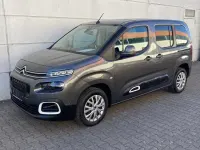 Gebraucht Citroën Berlingo Feel 131 PS (96 kW) 2020 Platiniumgrau/metalliclackie Van / Kleinbus