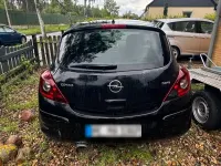 Używany Opel Corsa 66 KM (48 kW) 2010 Czarny Hatchback