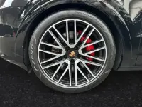 Gebraucht Porsche Cayenne GTS 500 PS (367 kW) 2024 Schwarz SUV