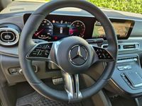 gebraucht Mercedes V300 d lang AMG voll Assyst