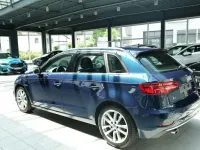 Gebraucht Audi A3 Sport 110 PS (80 kW) 2016 Blau Limousine