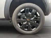 Usado Dacia Spring Extreme 47 kW (65 CV) 2024 Plateado Utilitario