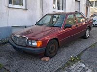 Second-hand Mercedes 190 1989 Roșu Berlinǎ