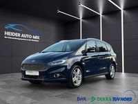 Gebraucht Ford S-MAX Titanium 160 PS (117 kW) 2018 Blau Van / Kleinbus