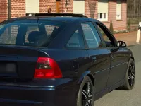 Gebraucht Opel Vectra 170 PS (125 kW) 1999 Blau Limousine