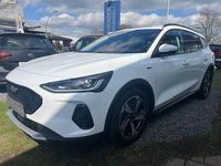 Gebraucht Ford Focus Active X 116 PS (85 kW) 2023 Weiß Limousine