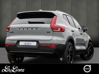 Neu Volvo XC40 Plus 163 PS (119 kW) 2026 Grau SUV