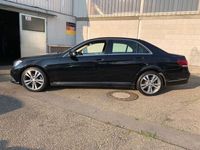 Gebraucht Mercedes E220 Avantgarde 170 PS (125 kW) 2013 Schwarz Limousine