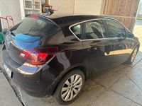 Gebraucht Opel Astra 140 PS (102 kW) 2013 Braun Limousine