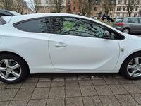 Gebraucht Opel Astra 131 PS (96 kW) 2013 Weiß Limousine