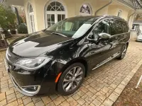 Gebraucht Chrysler Pacifica Limited 291 PS (214 kW) 2017 Schwarz Van / Kleinbus