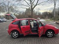 Gebraucht Ford Focus Ghia 101 PS (74 kW) 2000 Rot Limousine