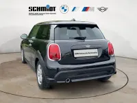 Używany Mini Cooper Essential 136 KM (100 kW) 2024 Czarny Hatchback