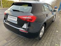Gebraucht Mercedes A180 116 PS (85 kW) 2021 Schwarz Limousine