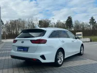 Gebraucht Kia Ceed 135 PS (99 kW) 2018 Weiß Kleinwagen
