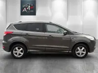 Gebraucht Ford Kuga Individual 150 PS (110 kW) 2015 Grau SUV