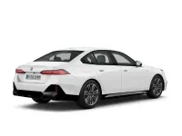 Gebraucht BMW 540 M Sport 303 PS (222 kW) 2026 Alpinweiss uni Limousine