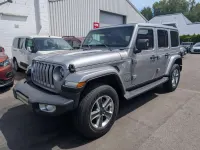 Gebraucht Jeep Wrangler Unlimited Sahara 200 PS (147 kW) 2021 Billet silver metalic SUV