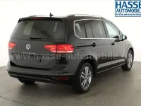 Neu VW Touran Comfortline 150 PS (110 kW) 2026 Grenadillschwarz meta... Van / Kleinbus