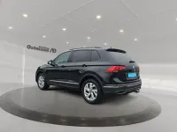Gebraucht VW Tiguan Life 150 PS (110 kW) 2022 Schwarz SUV