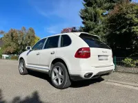Używany Porsche Cayenne 241 KM (177 kW) 2010 Biały SUV