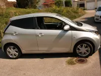 Gebraucht Toyota Aygo Style 69 PS (50 kW) 2016 Silber Kleinwagen