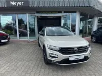 Gebraucht VW T-Roc Cabriolet Style 150 PS (110 kW) 2020 Ivory silver metallic (metallic) Cabrio