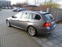Gebraucht BMW 325 Comfort Edition 197 PS (144 kW) 2008 Grau metallic Kombi